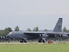 Na letiště Leoše Janáčka v Mošnově u Ostravy příletěl na Dny NATO strategický bombardér B-52 Stratofortress