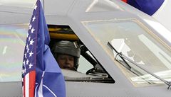Na letit Leoe Janáka v Monov u Ostravy píletl na Dny NATO strategický bombardér B-52 Stratofortress