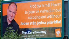 Mostecká ČSSD odmítá odstranit 'národovecký' billboard