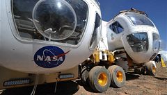 NASA testovala v arizonské poušti budoucí vesmírná vozidla