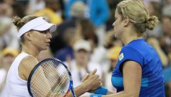 Tenistka Kim Clijstersová obhájila titul na grandslamovém US Open. Belgická hrá�ka v sobotním finále porazila Rusku Veru Zvonarevovou hladce ve dvou setech.