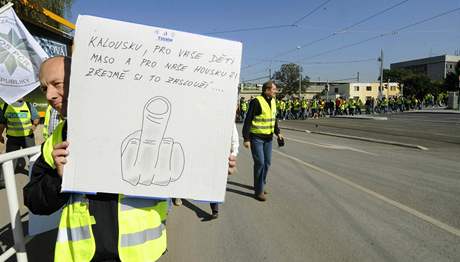 Jeden z protestujících a jeho vzkaz Kalouskovi