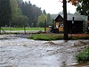 Rozvodnná eka Kamenice 28. záí v autokempu u Jetichovic na Dínsku. 