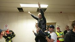 Protestující v budov� Ministerstva vnitra