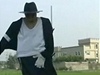 Straák. Michael Jackson plaí ptáky na rýoviti v Tchaj-wanu