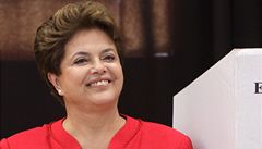 Brazílii povede žena. V prezidentských volbách vyhrála Rousseffová