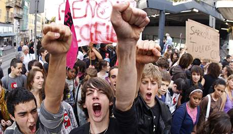 Ve Francii pokraují protesty proti dchodové reform