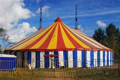 Cirkus - ilustraní foto.