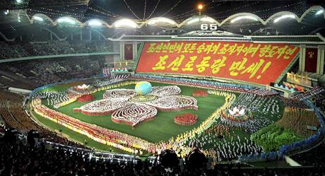 65. oslavy revoluce s Severn Koreji