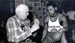 Cus D´Amato a trnáctiletý Mike Tyson.