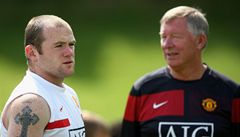 ok pro Manchester: Rooney odmt novou smlouvu a chce odejt