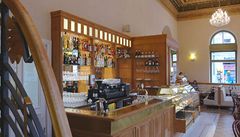 T�etí místo v anket� Czech Bar Awards 2010 - Cafe Savoy.