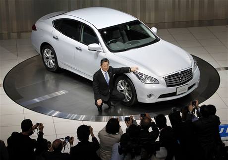 Japonská automobilka Nissan Motor pedstavila hybridní verzi svého luxusního modelu Fuga. 