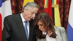 Nestor Kirchner se svou ženou, argentinskou prezidentkou Cristinou Fernandez de Kirchnerovou | na serveru Lidovky.cz | aktuální zprávy