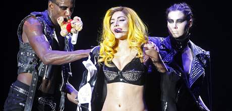 Lady Gaga na koncert v Budapeti