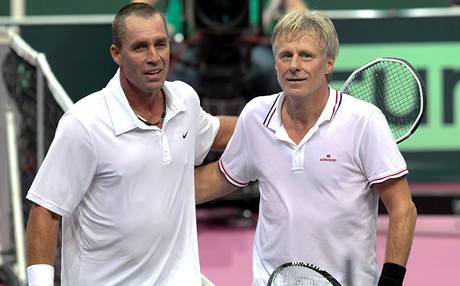 Lendl a Borg na tenisové exhibici v Ostravě.