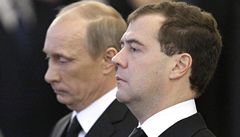 Medvedv ukonil spekulace, penech msto Putinovi