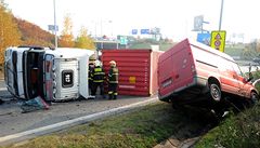 D1 do Prahy blokovala hromadn nehoda