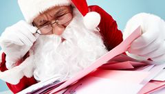 Santa Claus ve vyhledávání na internetu téměř dohnal Ježíška 