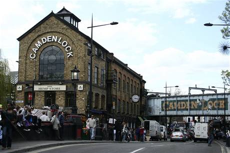 Nejpopulrnj londnsk trit Camden Lock Market