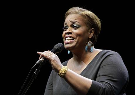 Dianne Reeves