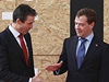 éf aliance Anders Fogh Rasmussen a ruský prezident Dmitrij Medvedv na summitu v Lisabonu