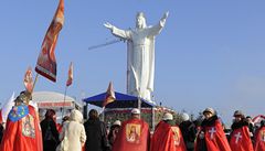 V Polsku posvtili nejvy sochu Jee Krista na svt