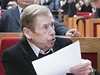 Bývalý prezident Václav Havel hovoí s éfem praské ODS Borisem astným na ustavujícím jednání praských zastupitel. 