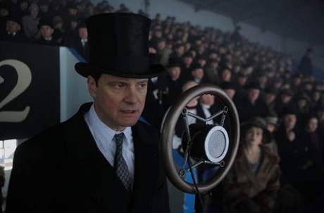 Colin Firth v roli krále Jiího VI. ve snímku Králova e.