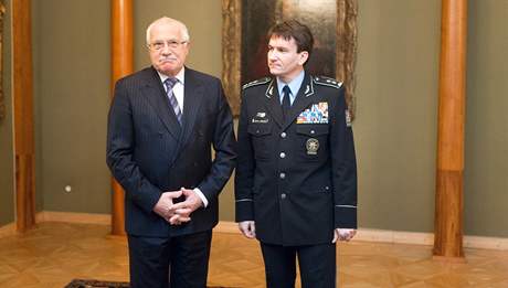 Policejní prezident Oldich Martin piel na pozvání Václava Klause na Hrad.