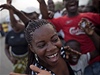 Prezidentské volby vyvolaly v Pobeí slonoviny nepokoje. Píznivci opozice slaví vítzství. Triumf se ale záhy zmnil ve vztek.