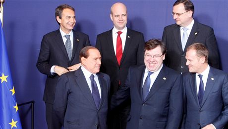 Summit EU - SILVIO BERLUSCONI, JOSÉ LUIS RODRÍGUEZ ZAPATERO, FREDRIK REINFELDT, BRIAN COWEN, DONALD TUSK, PETR NEAS 