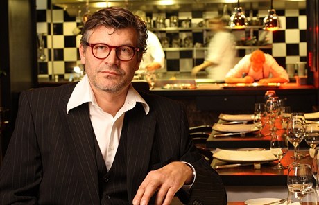 Pavel Maurer kadoron sestavuje ebíek nejlepích restaurací v esku Grand Restaurant.