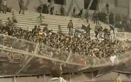 Masakr na fotbalových tribunách v Jordánsku