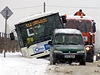 V Havíov-ivoticich havaroval na erstvém snhu autobus MHD. Natstí se nehoda obela bez zranní.