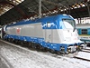 Nová lokomotiva koda 109e poprvé táhne osobní vlak.