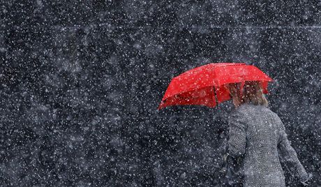 Slunečné počasí a příjemné teploty končí. Celý únor má sněžit a pršet |  Domov | Lidovky.cz