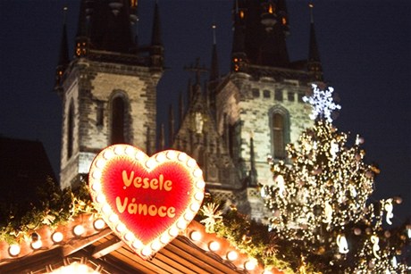 Vánoní trhy v Praze na Staromstském námstí.