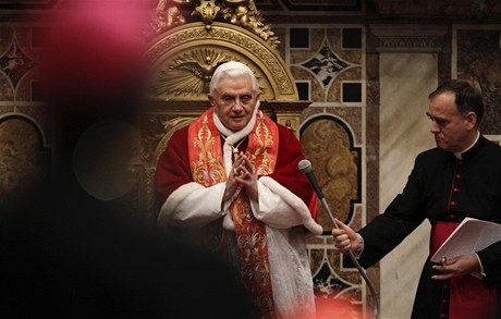 Pape pi tradiním vánoním proslovu ke kurii