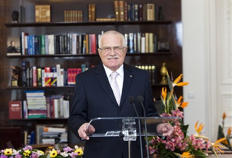Prezident Václav Klaus pi novoroním projevu.