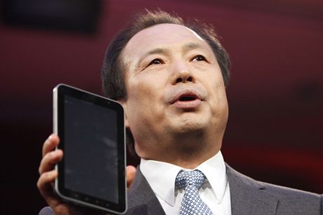 editel Samsungu JK Shin pedstavuje nový 4G Galaxy tablet 4G