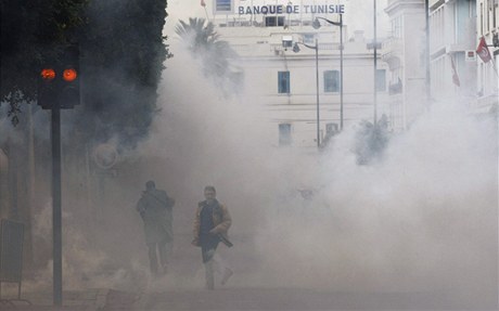 Demonstrace v Tunisu proti nov jmenovan pechodn vld