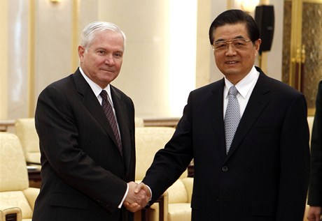 Americk ministr obrany Robert Gates a nsk prezident Chu in-tchao
