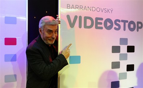 Jan Rosák se na TV Barrandov objeví jako moderátor kdysi populární soute Videostop.