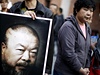 Píznivci nepohodlného umlce protestují proti demolici Aj Wej-wejova ateliéreu 