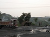 Vesnic, které musely ustoupit těžbě uhlí či jiného nerostného bohatství, jsou v okolí desítky a v celém státě Urísa pak stovky
