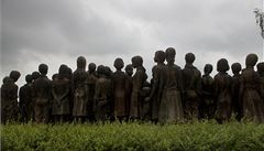 HUDEMA: Ministerská pravda. Lidický památník ukazuje střet historie a politiky
