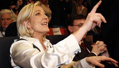 Kandidtku krajn pravice chce za prezidentku tm tetina Francouz