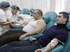 Transfúzní stanici na jihu Moskvy zaplnili dárci krve. 