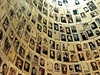 Hala se jmény obtí holocaustu v idovském památníku Jad Vaem